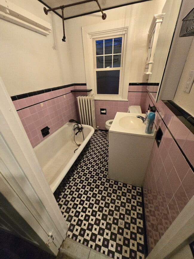 Building Photo - 911 N 20th St