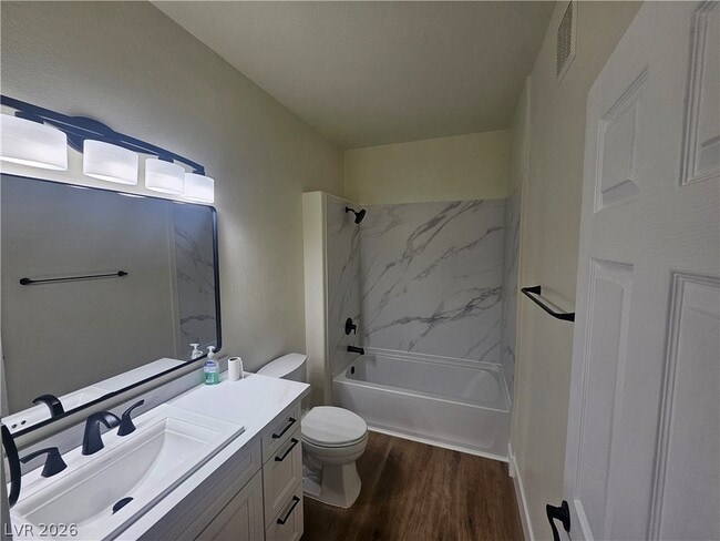 Building Photo - 8250 N Grand Canyon Dr