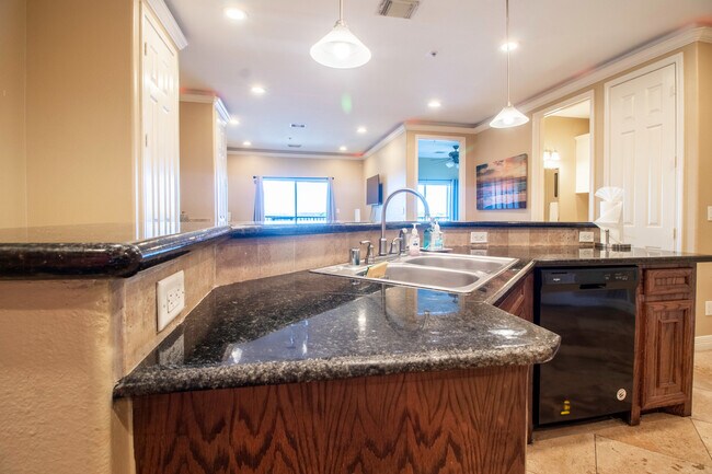 Building Photo - 7039 Kingston Cove Ln