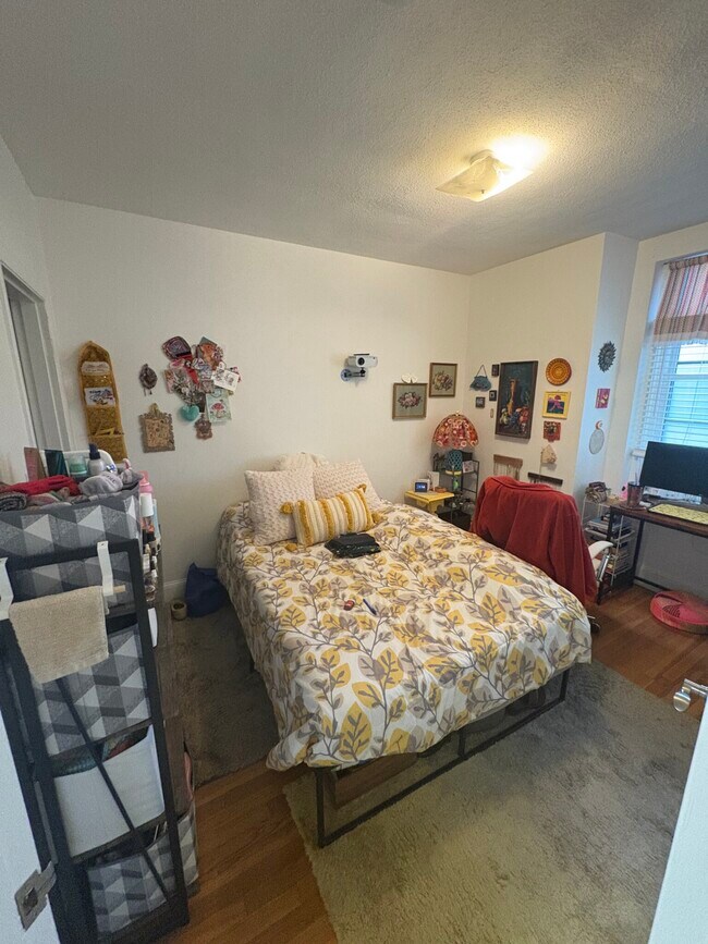 Building Photo - 45 Westland Ave