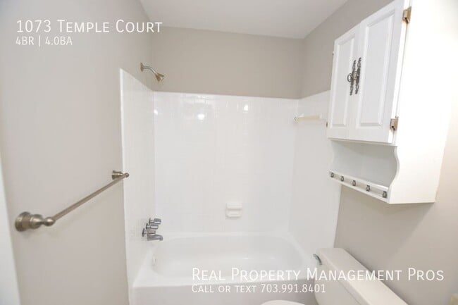 Building Photo - 1073 Temple Ct