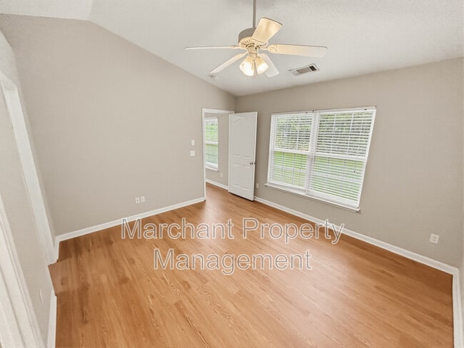 Building Photo - 776 Waterbrook Ln