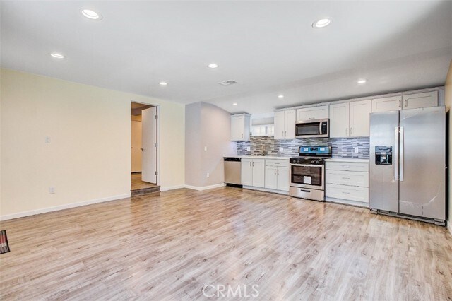 Building Photo - 6854 Gentry Ave