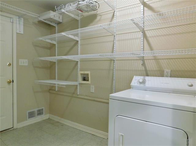 Building Photo - 516 Chateau Ct