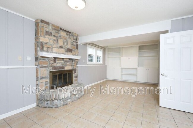 Building Photo - 1040 39th St