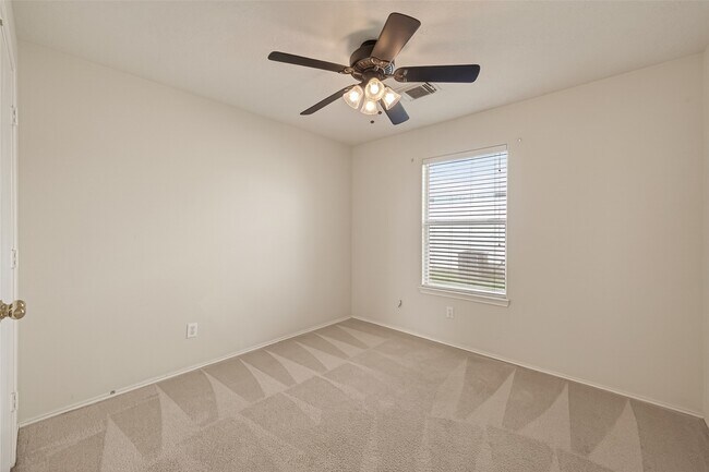 Building Photo - 19119 Yaupon Ranch Dr