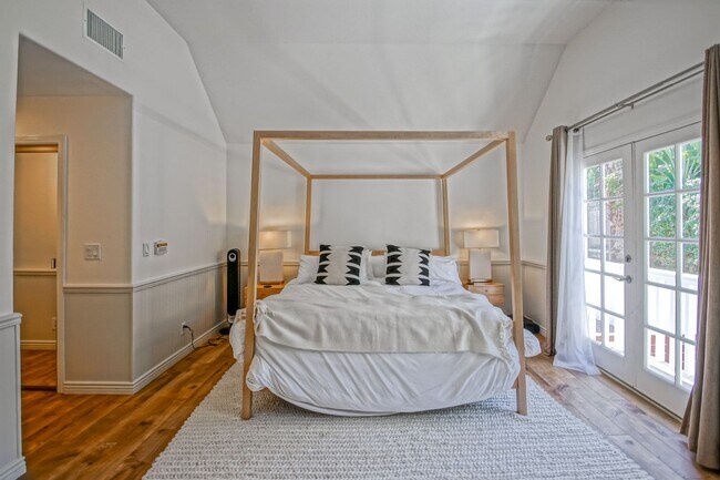 Building Photo - BEAUTIFULLY REMODELED, HIGH-END REDONDO HILLS HOME W/ AMAZING GREAT ROOM LIVING SPACE, 2 BALCONIE...