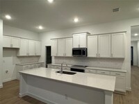 Building Photo - 202 Starfall Dr