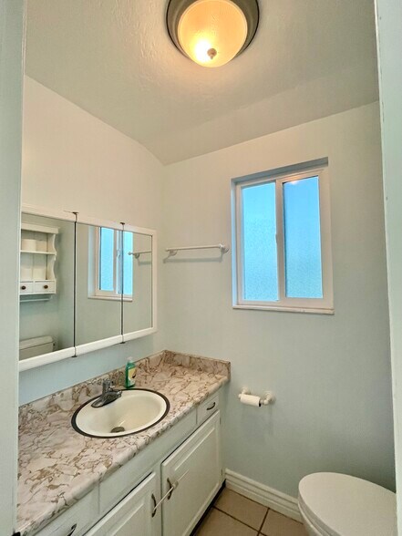 Building Photo - 3934 W Bingham Creek Dr