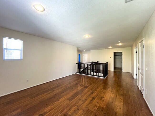 Building Photo - 19059 Weathervane Pl