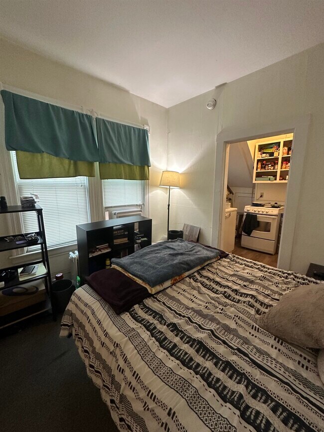 Building Photo - 43 Clarke St