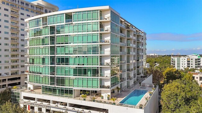 Building Photo - 101 S Eola Dr