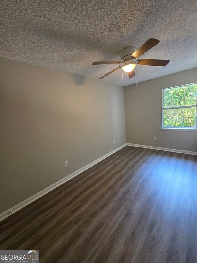 Building Photo - 728 Morningside Ln
