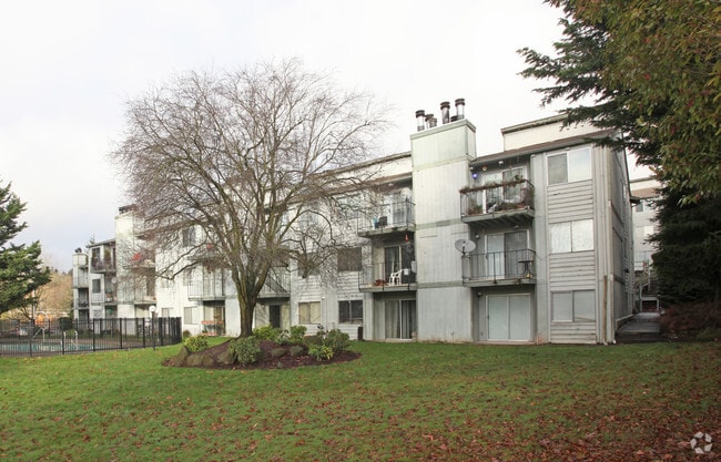 Building Photo - SouthCenter View Condominium