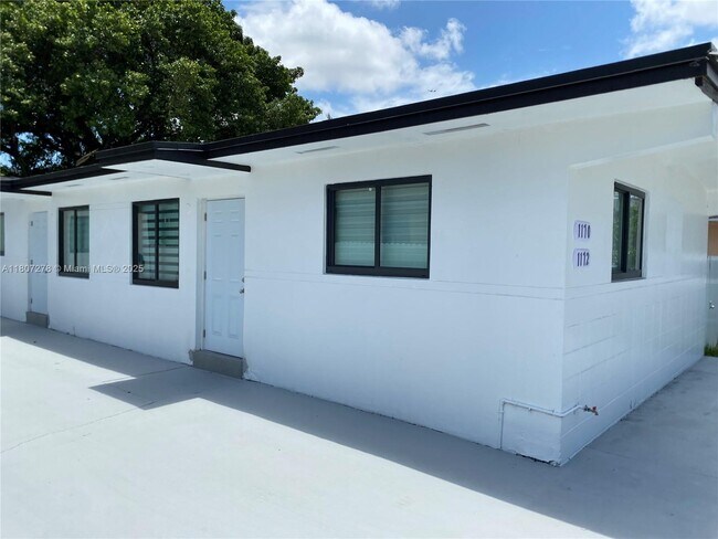 Primary Photo - 1170 NW 25th St