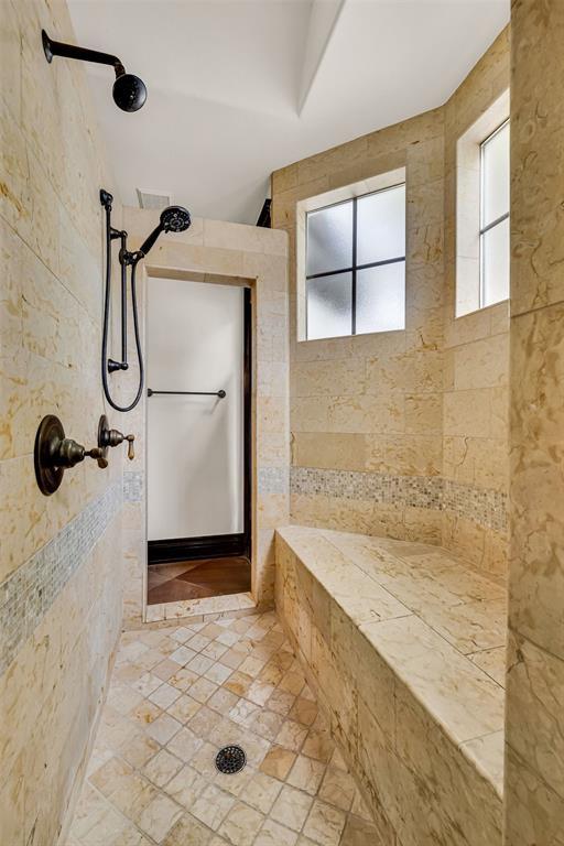 Building Photo - 1710 Mt Larson Rd