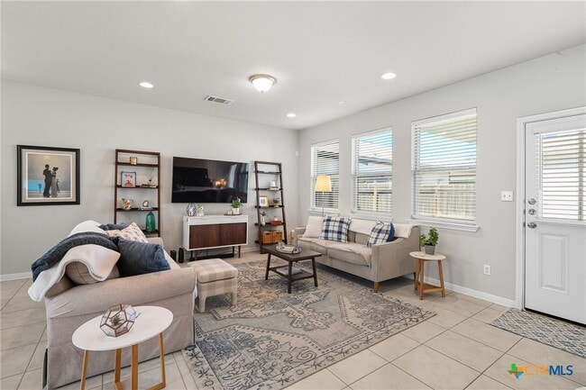 Building Photo - 2104 Pecan Island Dr