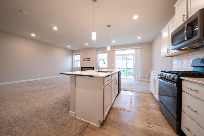 Building Photo - 14160 Addison Trl