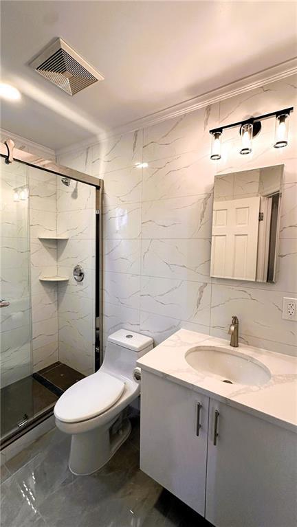 Building Photo - 22-21-2126 126th St