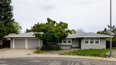 Building Photo - 1200 Romano Way