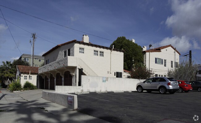 Building Photo - Olive Street Apartments