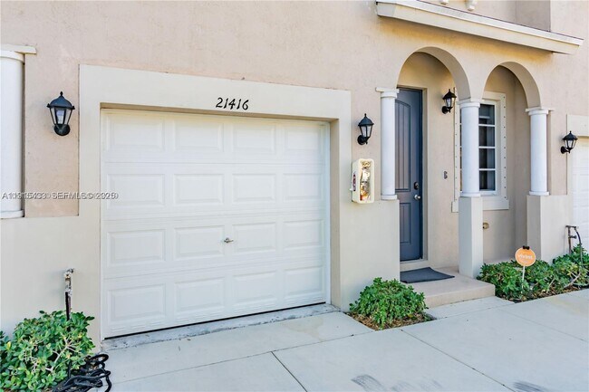 Building Photo - 21416 NW 13th Pl