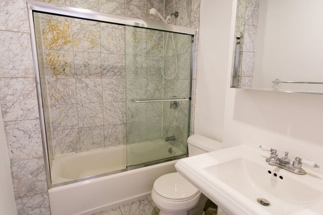 Floorplan - 5532 S. Kimbark Avenue