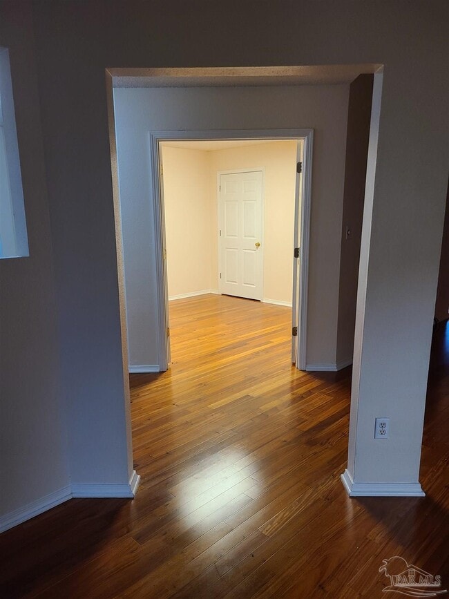 Building Photo - 358 Mirabelle Dr