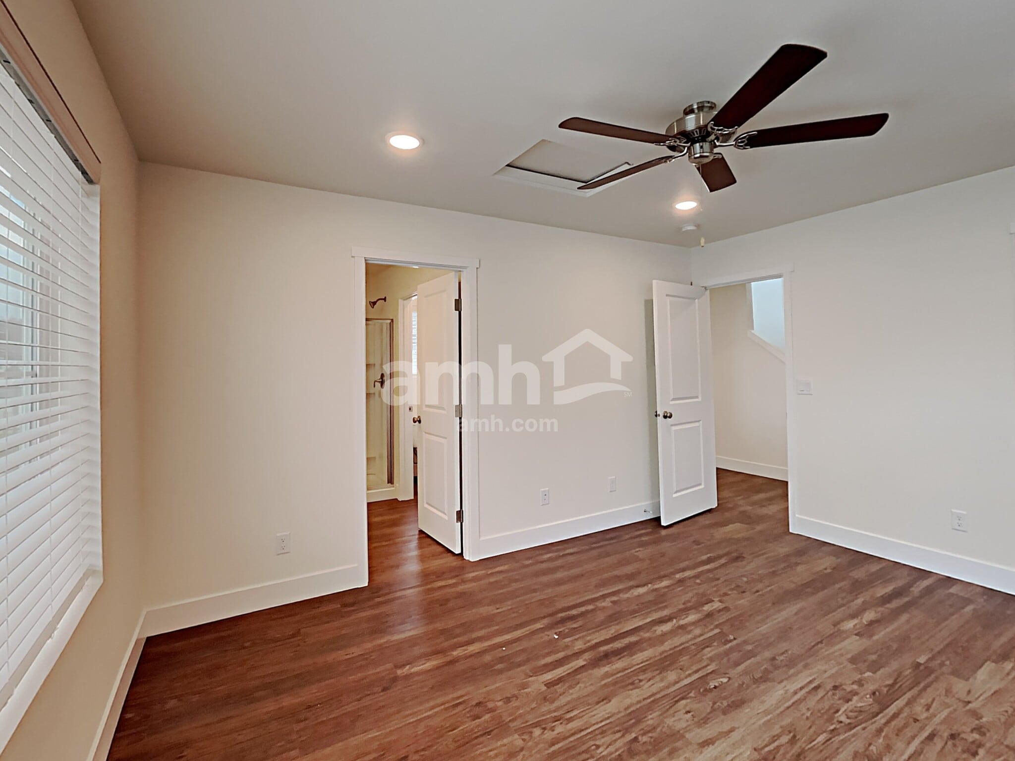 Building Photo - 23379 SE Dogwood St