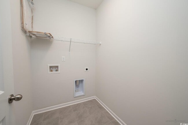 Building Photo - 741 Tattlesbury Dr