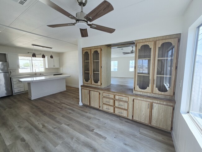 Building Photo - 220 Hopi Ln