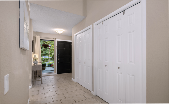 Building Photo - 25429-25213 213th Ave SE