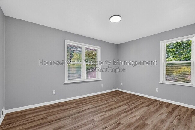 Building Photo - 7534 Blanding Dr
