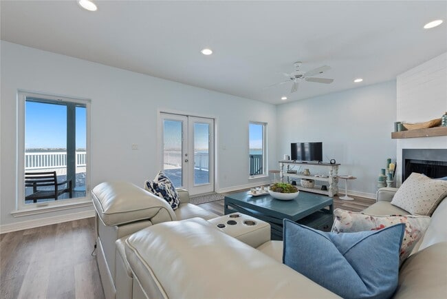 Building Photo - 1640 Windsong Way