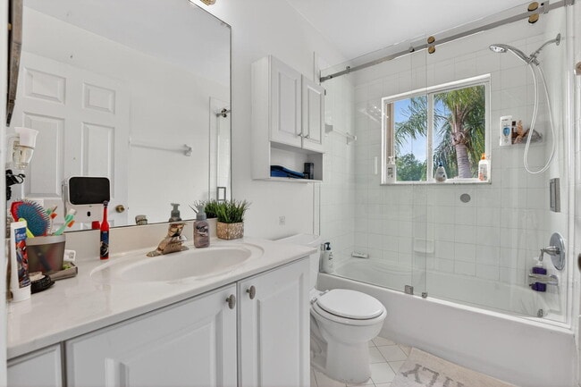 Building Photo - 3755 Pebblebrook Ct