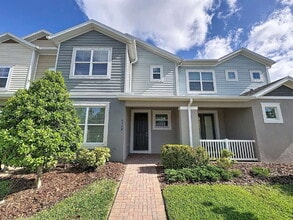 Building Photo - 6328 Goldcoast Ave