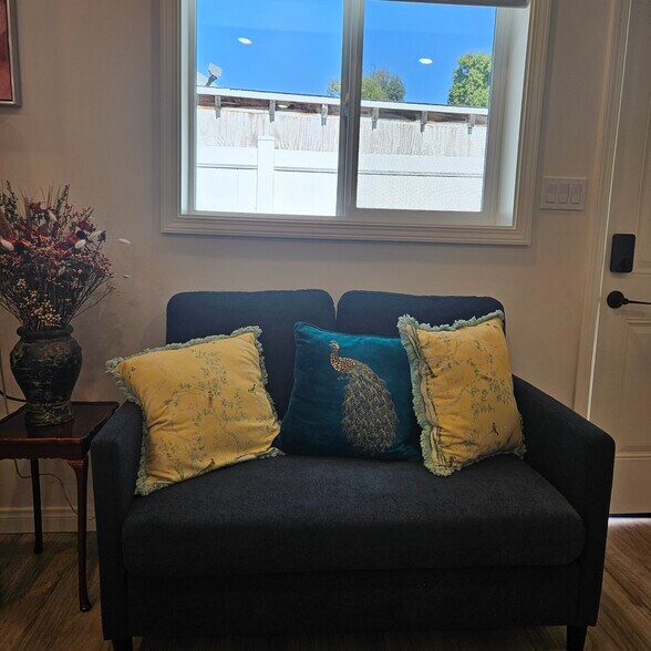 Building Photo - 4510 Willens Ave