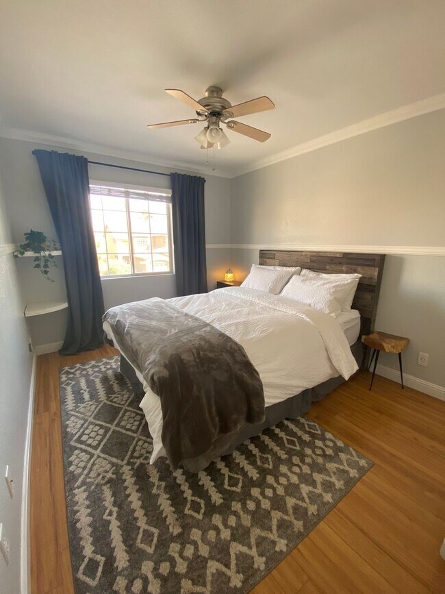 Building Photo - 4 Bedroom Home in Summerlin with Pool