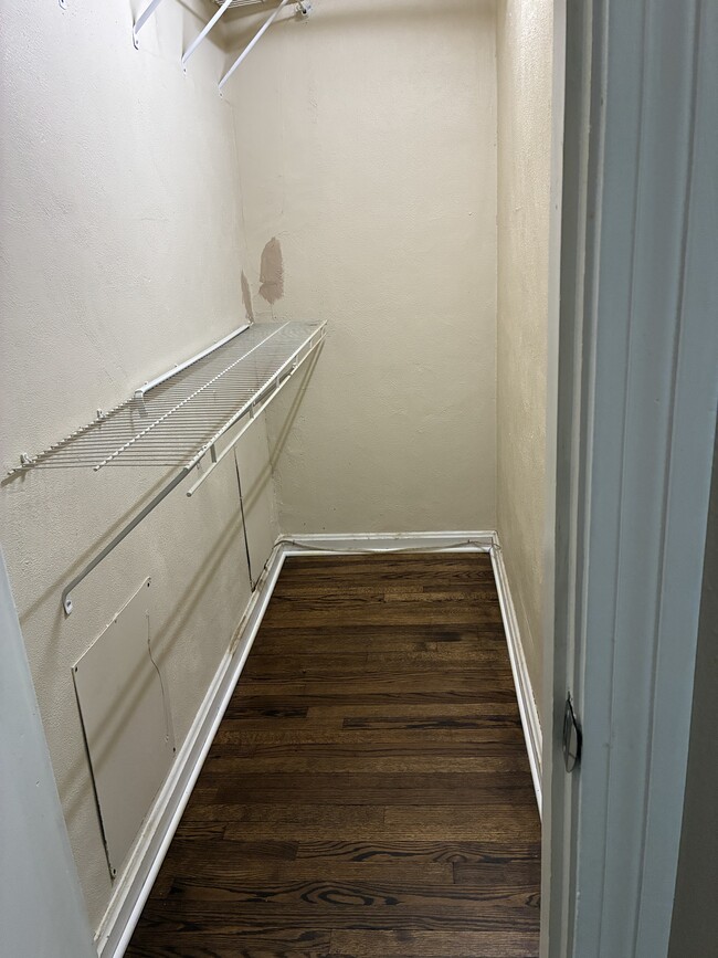 Building Photo - 1022 Virginia Ave