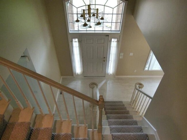 Building Photo - 9939 Sequoia Ln