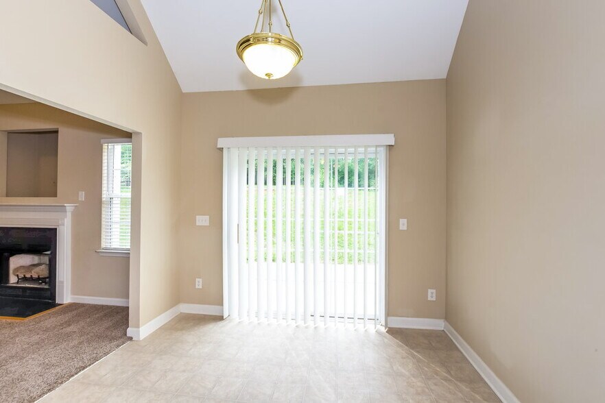 Building Photo - 4215 Sebring Ct SW