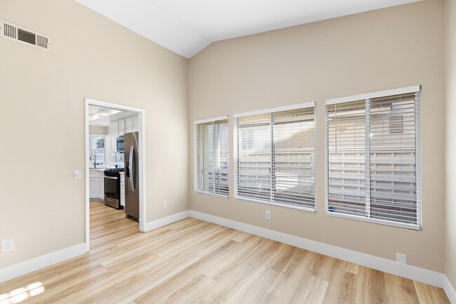 Building Photo - Updated 3-Bedroom Home with Modern Upgrade...