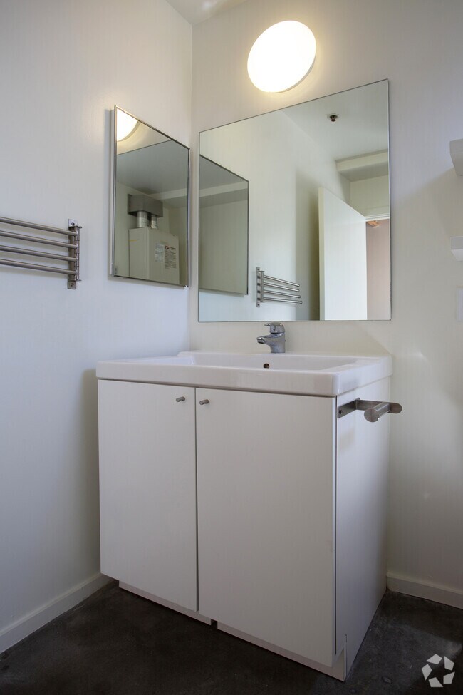 Abbot Lofts 1645 Abbot Kinney Blvd Venice CA 90291 Apartment Finder