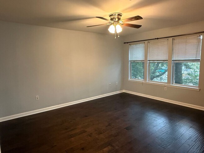 Building Photo - 80 Paddle boat Ln