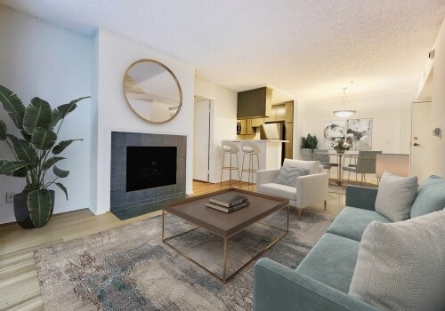 Interior Photo - 328 Cloverdale Ave