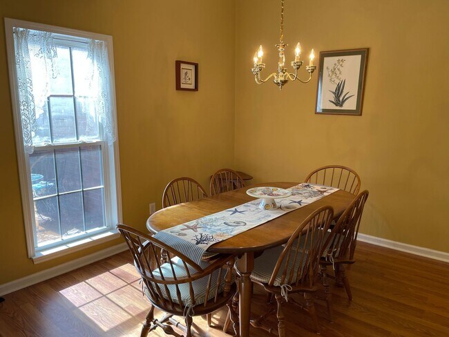Building Photo - Fully Furnished House In Sandpiper Bay-