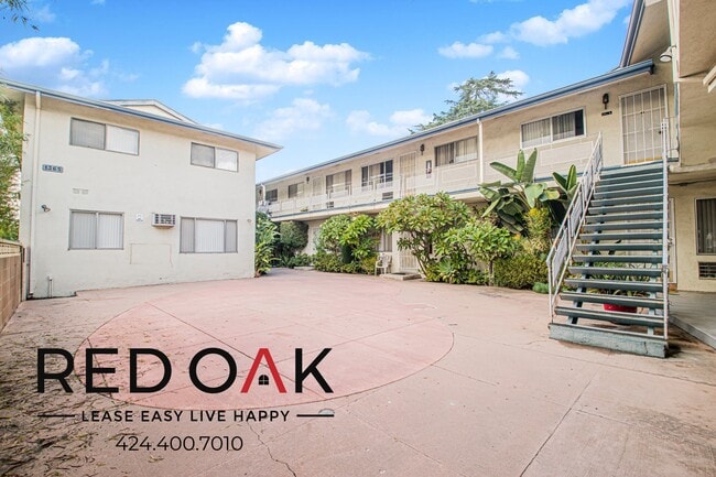 Building Photo - 1365 Orange Grove Ave