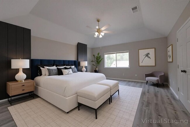 Building Photo - 15918 Pinyon Creek Dr