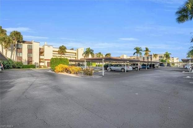 Building Photo - 3635 Boca Ciega Dr