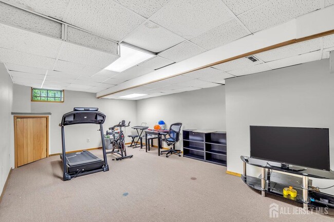 Building Photo - 10 Sawgrass Ct